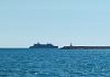 Difficile entrare nel porto di Mazara, così una delle navi più lussuose al mondo, la Seabourn Venture, resta alla fonda