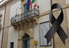 Consiglio comunale rinviato e lutto cittadino