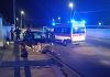Mazara, nella notte Fiat 500 fuori controllo in via Archi: abbattuto un palo della luce, ferita una donna