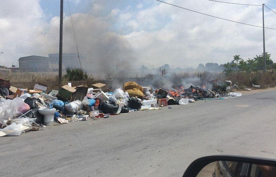 Campobello di Mazara. Non utilizzare sacchetti in plastica per il