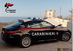 Sorpreso a spacciare dal balcone di casa mentre è ai domiciliari: in manette un trapanese