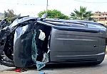 Violento scontro all'ingresso della città: un'auto si ribalta nei pressi dell'ospedale