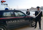 Acquista della droga ma viene rapinato: Carabinieri denunciano due persone a Castellammare