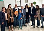Alcamo, la famiglia Pirrone dona un defibrillatore all'istituto Bagolino