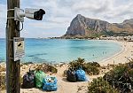 ​San Vito Lo Capo. Avviata installazione di telecamere contro l’abbandono dei rifiuti