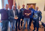 Mazara. Quinci incontra la Ciumara Bikers: “Lo sport racconta e valorizza il territorio”