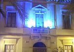 Calatafimi, il comune s'illumina di blu per la Giornata delle vittime civili delle guerre e dei conflitti nel mondo
