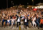 Successo a Petrosino per Uccio De Santis: Piazza Biscione gremita per l'Estate Petrosilena 2026