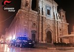 Rissa in piazza del popolo a Marsala: ferisce due uomini e ne borseggia uno. 39enne identificata dai Carabinieri