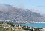 incendio-in-zona-belvedere-a-castellammare-elicottero-in-azione-con-numerosi-lanci-dacqua