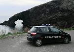Padre chiede aiuto ai Carabinieri per sedare il figlio che aggredisce anchei i militari: arrestato 20enne a Pantelleria
