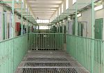 carcere-di-trapani-olio-bollente-contro-un-poliziotto-insorgono-i-sindacati