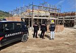 ponteggio-fuori-norma-scattano-denunce-e-sanzioni-per-12mila-euro