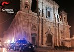 Marsala, lancia una pistola dalla finestra durante la perquisizione: arrestato