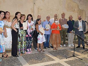 concorso-nazionale-di-poesia-skene-vincono-testi-che-inneggiano-i-diritti-umani
