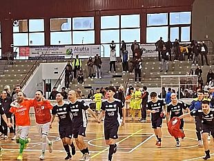 il-futsal-mazara-vince-anche-a-gela-e-allunga-il-passo-in-testa-alla-classifica