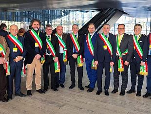 il-sindaco-di-calatafimi-presente-allevento-di-poste-italiane