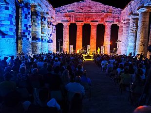 lassociazione-per-larte-consegna-al-parco-di-segesta-il-ricavato-di-talkinjazz-2024