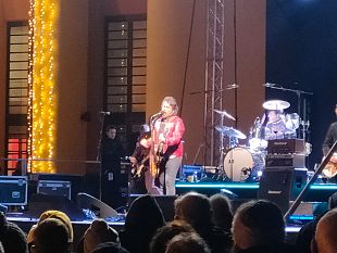 gran-successo-a-marsala-per-il-concerto-de-le-vibrazioni