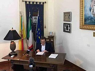 castelvetrano-dimesso-il-sindaco