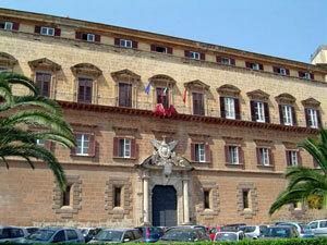 sicilia-ex-deputati-ars-falcone-fi-subito-ddl-per-ridefinire-i-vitalizi-piu-alti