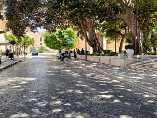 mazara-sporche-diverse-strade-del-centro-storico-e-non-solo-non-e-un-bel-biglietto-da-visita-per-i-turisti