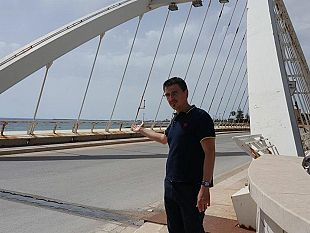 video-il-ponte-di-c-da-boccarema-grida-vendetta-plafoniere-mancanti-non-funzionanti-e-scarsa-manutenzione