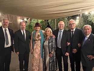 passaggio-della-campana-al-rotary-club-castelvetrano-antonella-lombardo-succede-a-marco-campagna
