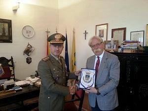 mazara-il-comandante-del-6-reggimento-bersaglieri-di-trapani-in-visita-al-comune