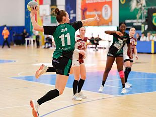 le-arpie-volano-in-nazionale-cinque-convocate-per-lhandball-erice