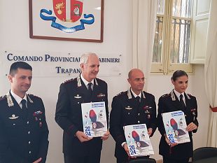 trapani/presentato-il-calendario-storico-dei-carabinieri