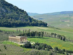 la-regione-sicilia-istituisce-il-parco-archeologico-di-segesta