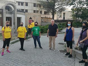 vita-ripulito-il-parco-giochi-comunale-grazie-alliniziativa-promossa-da-alcune-associazioni-del-territorio