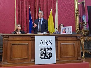 eri-allars-la-presentazione-dellantologia-poetica-nel-verso-giusto-sguardi-di-resistenza-di-poete-siciliane