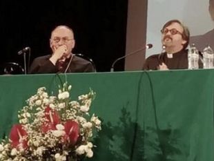 marsala-accoglie-oltre-900-laici-al-teatro-impero-il-futuro-della-chiesa-e-partecipazione