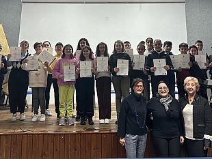 allic-lombardo-radice-pappalardo-consegnati-gli-attestati-alle-eccellenze-in-lingua-inglese-e-matematica