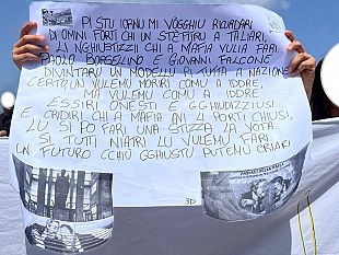 pantelleria-studenti-compongono-poesia-in-pantesco-sulla-lotta-alla-mafia