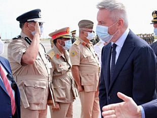 italia-e-libia-firmano-accordo-cooperazione-militare-aiutera-la-liberazione-dei-18-pescatori-sequestrati-da-3-mesi-a-bengasi