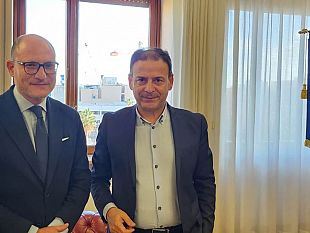 il-sindaco-quinci-incontra-il-commissario-straordinario-dellasp
