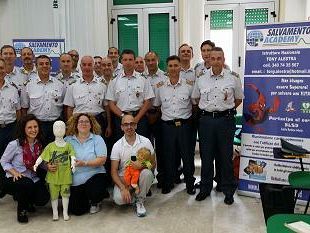 trapani-gdf-un-corso-dedicato-alle-manovre-salvavita-di-disostruzione-delle-vie-aeree-nei-bambini