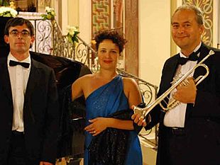 trapani-il-trio-sofia-in-concerto-domenica-4-dicembre-2016-ore-18-30-presso-la-chiesa-di-sant-alberto