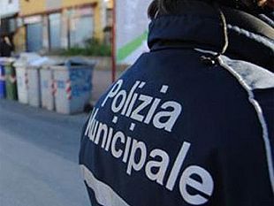partanna-scoperti-due-depositi-abusivi-di-rifiuti-dagli-agenti-di-polizia-municipale