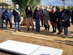 il-parco-di-selinunte-dedica-un-giardino-alla-memoria-degli-archeologi-vincenzo-tusa-e-aldina-cutroni-tusa