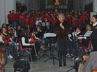 concerto-di-natale-per-il-trentennale-dellindirizzo-musicale-dellic-lombardo
