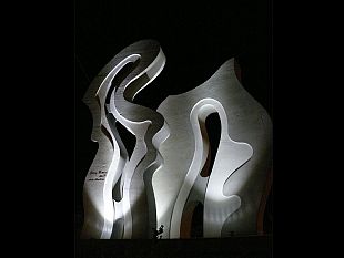 la-dimensione-del-tempo-intervista-a-gerry-bianco-autore-della-scultura-di-costiera