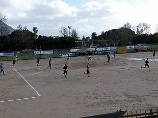 mazara-a-reti-bianchi-sul-precario-terreno-di-gioco-della-parmonval-le-dichiarazioni-dei-tecnici