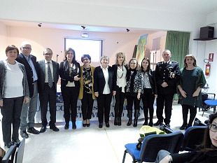 l-i-c-capuana-pardo-ha-presentato-quadri-di-donne