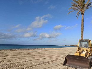 san-vito-lo-capo-e-lestate-2020-iniziati-i-lavori-sulla-spiaggia