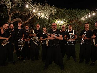 erice-saluta-il-nuovo-anno-con-una-grande-festa-al-borgoe-un-messaggio-di-pace