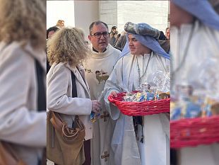 trapani-kiwanis-dona-regali-ai-bambini-in-occasione-dellepifania